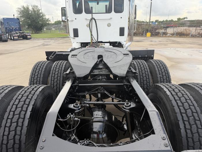 2021 Peterbilt 567-12