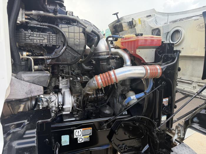 2021 Peterbilt 567-19