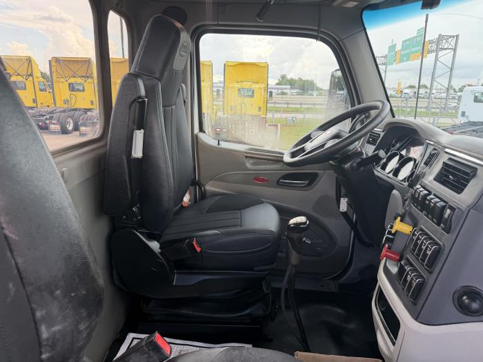 2021 Peterbilt 567-22