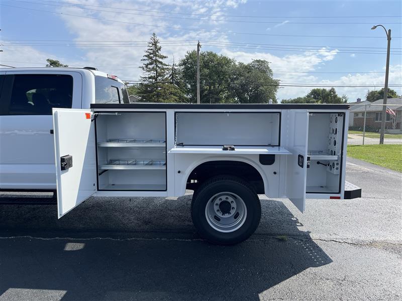 New 2026 Ford F-350 Crew Cab Service Truck for sale #2069351 - photo 5