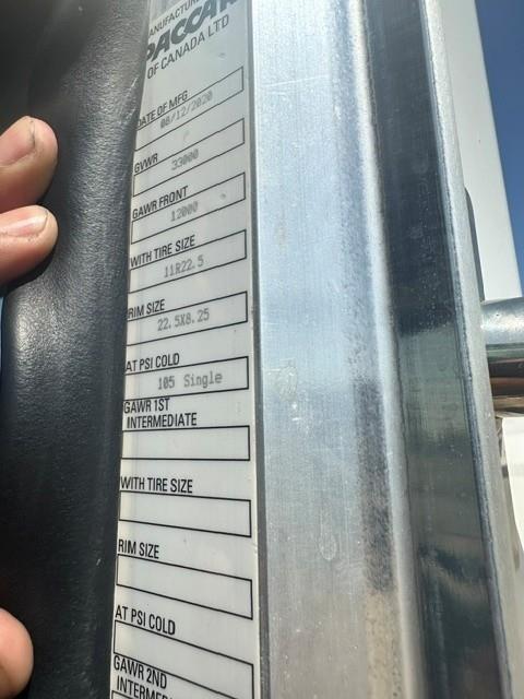 2021 Peterbilt 337-6