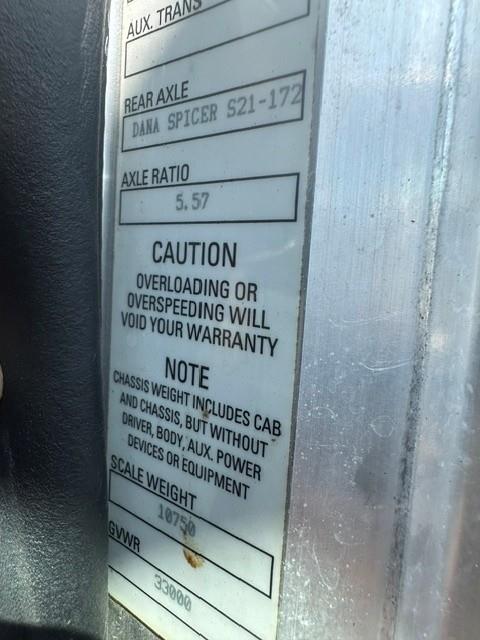 2021 Peterbilt 337-2