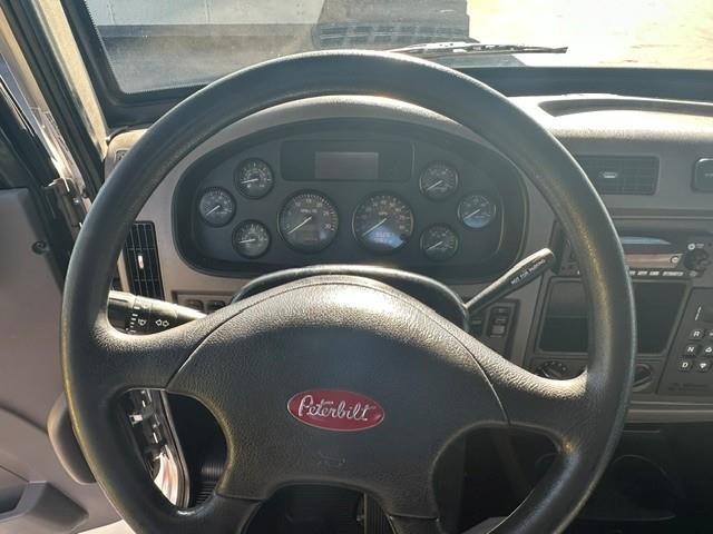 2021 Peterbilt 337-17