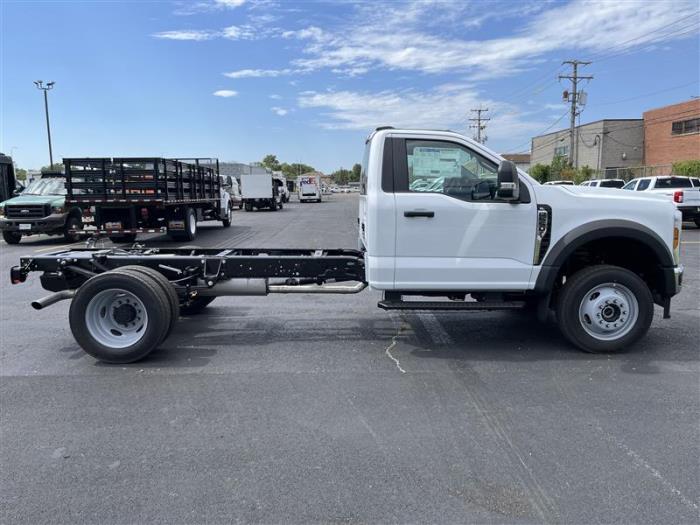 2026 Ford F-550-7