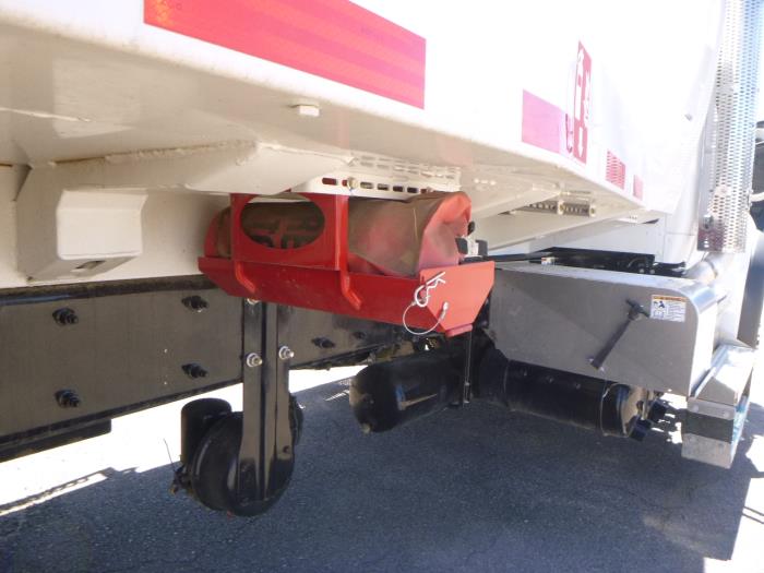 2026 Peterbilt 548-32