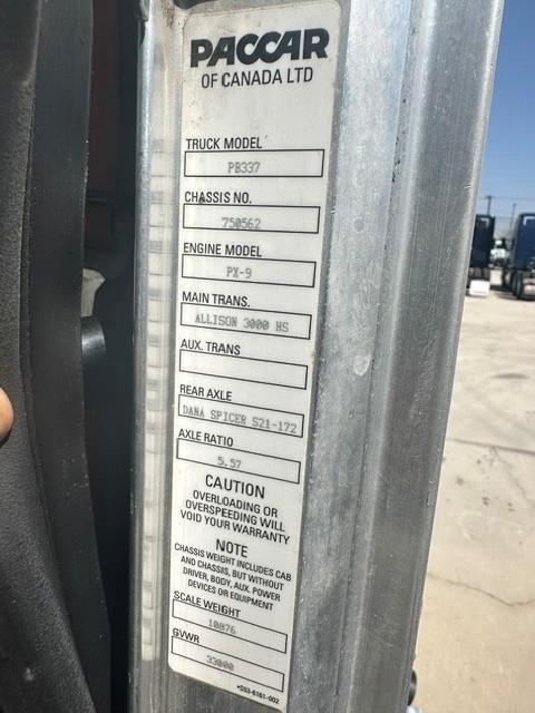 2021 Peterbilt 337-2