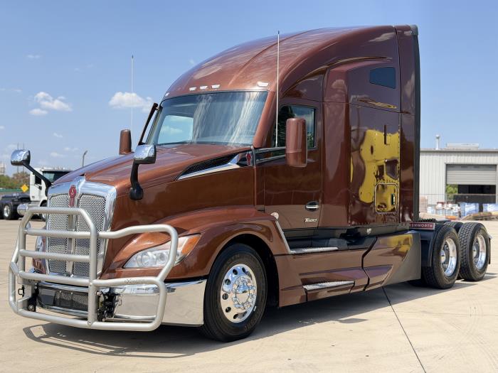 2024 Kenworth T680-0