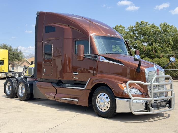 2024 Kenworth T680-2