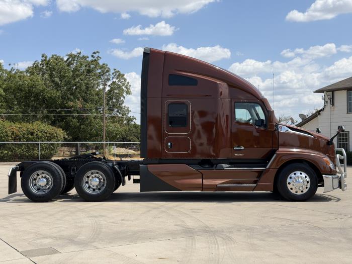 2024 Kenworth T680-3