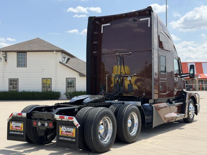 2024 Kenworth T680-4