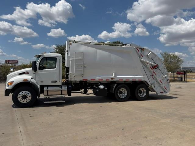 2026 Peterbilt 548-2