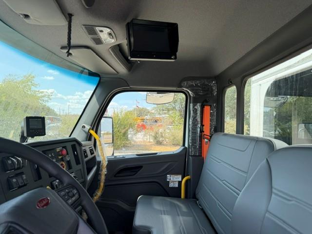 2026 Peterbilt 548-28