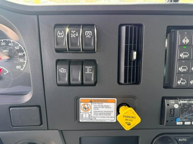 2026 Peterbilt 548-37
