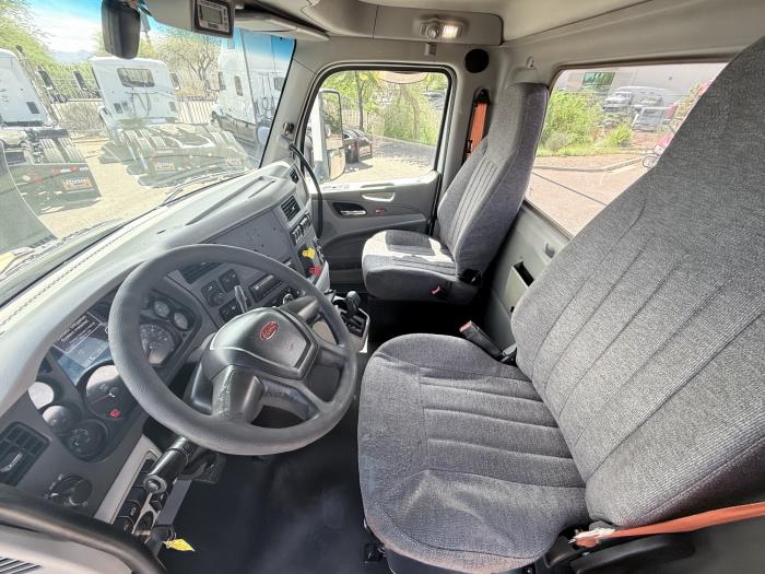 2018 Peterbilt 579-10