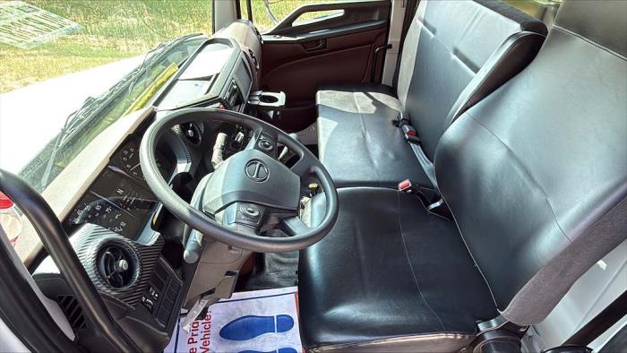 2027 Hino L7-6