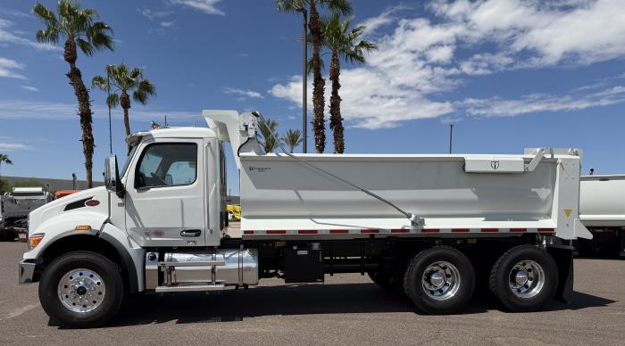 2027 Peterbilt 548-2