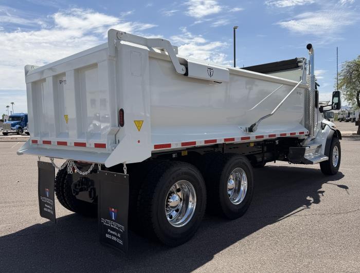 2027 Peterbilt 548-6