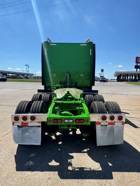 2019 Peterbilt 389-5