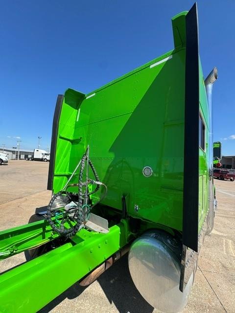2019 Peterbilt 389-7