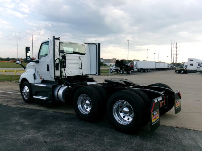 2021 International LT625-1