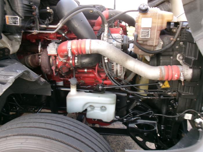 2021 International LT625-8