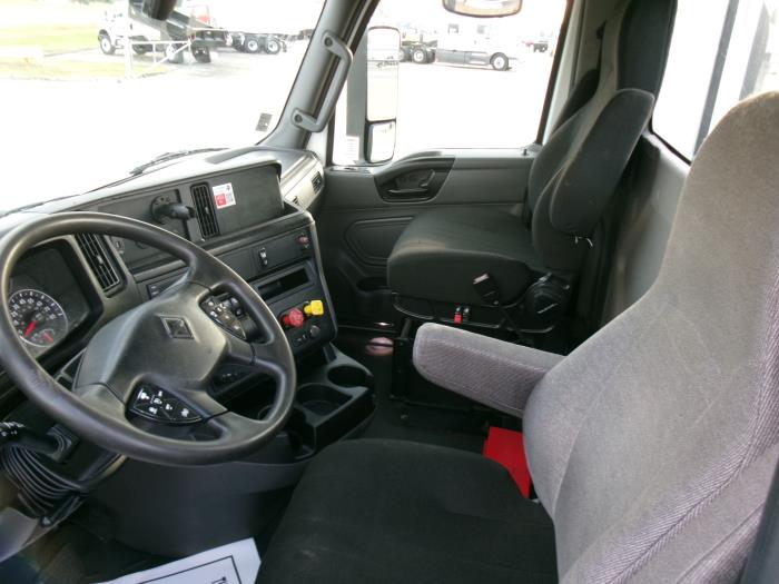 2021 International LT625-12