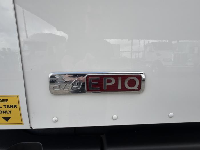 2022 Peterbilt 579-9