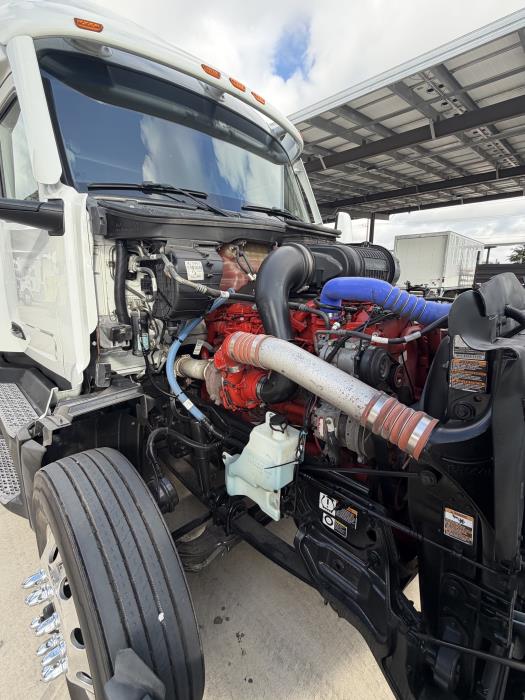2022 Peterbilt 579-11
