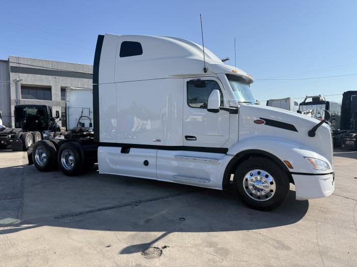 2024 Peterbilt 579-1
