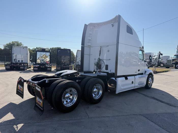 2024 Peterbilt 579-33