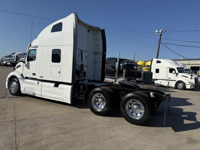 2024 Peterbilt 579-2