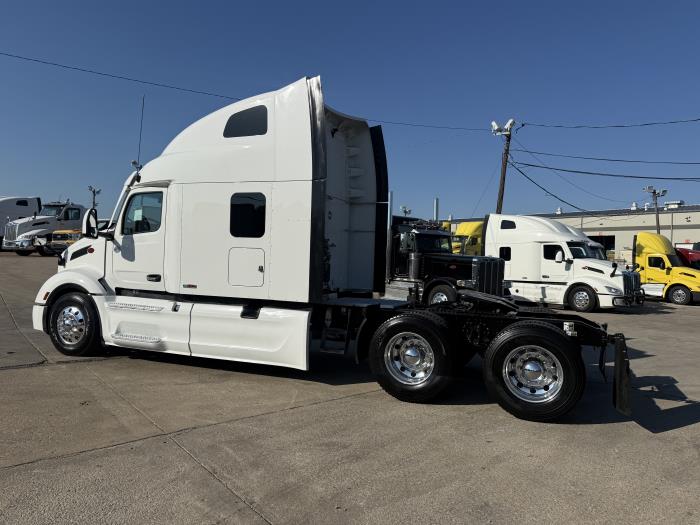 2024 Peterbilt 579-39