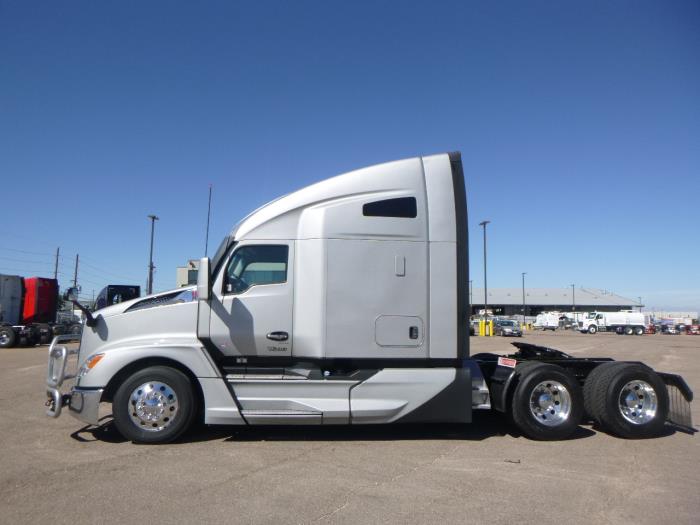 2023 Kenworth T680-1