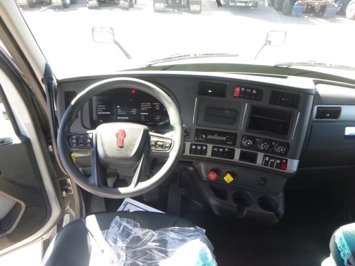 2023 Kenworth T680-13