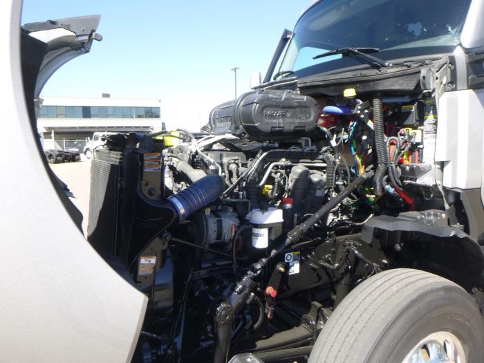 2023 Kenworth T680-23
