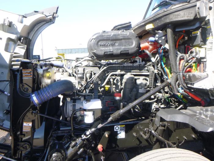 2023 Kenworth T680-25