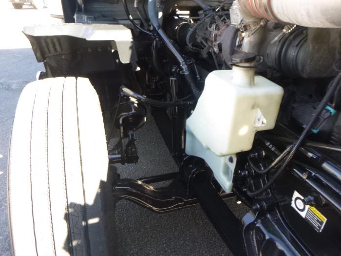 2023 Kenworth T680-40