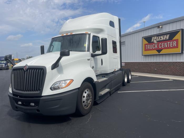 2022 International LT625-0
