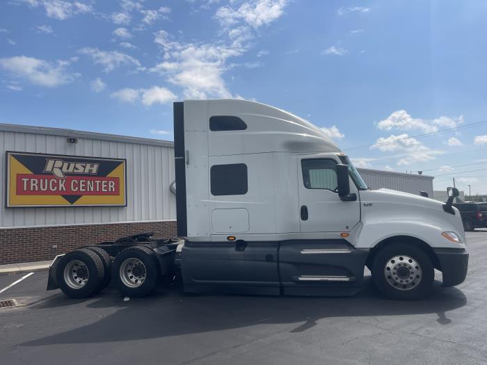 2022 International LT625-4