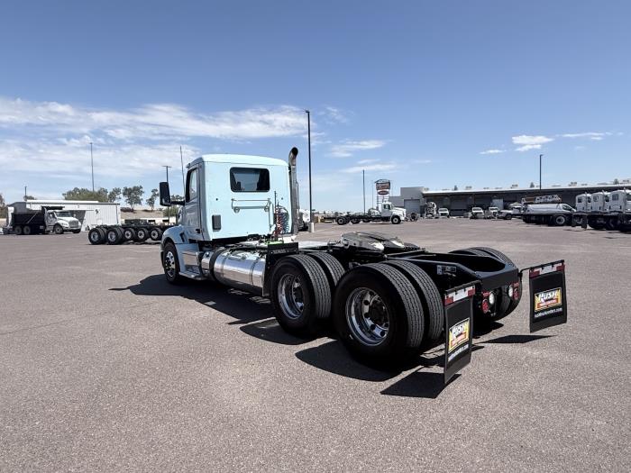 2023 Peterbilt 579-3