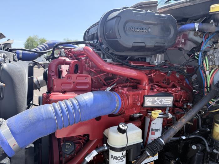 2023 Peterbilt 579-9
