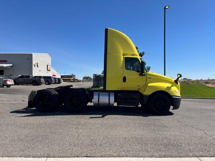 2023 International LT625-5