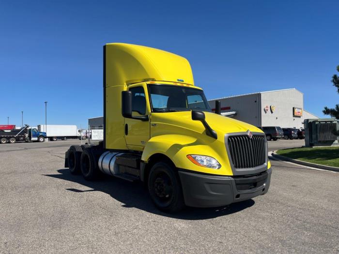 2023 International LT625-6
