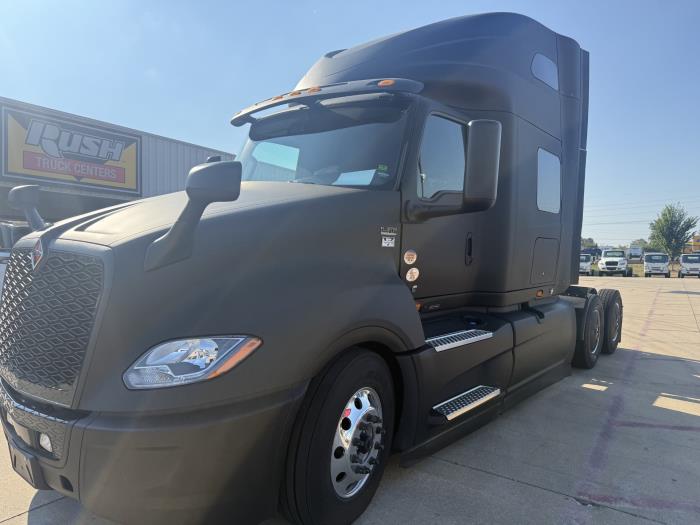 2027 International LT625-9
