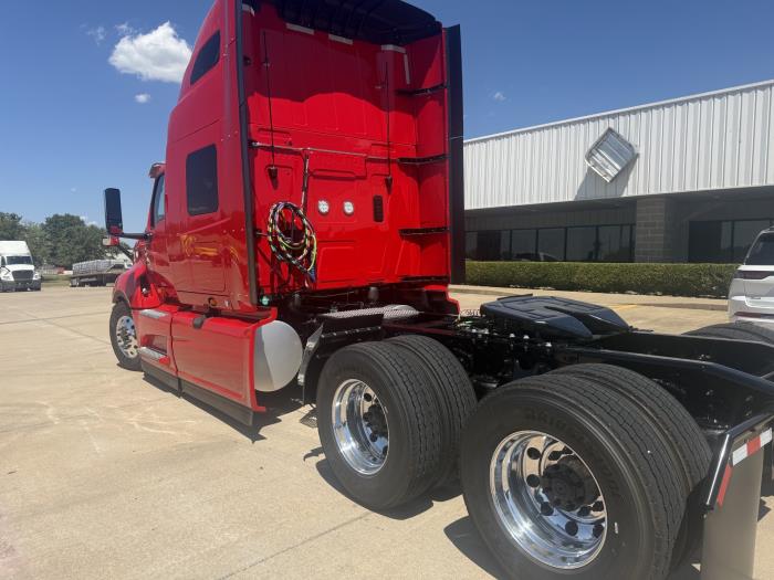 2027 International LT625-6