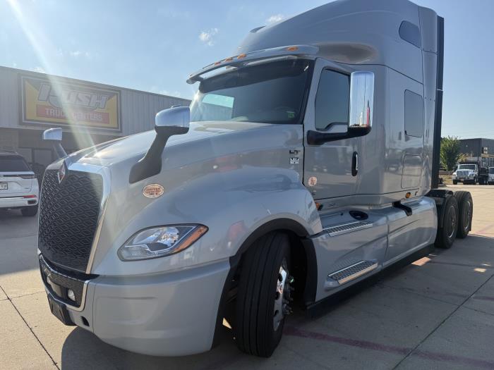 2027 International LT625-0