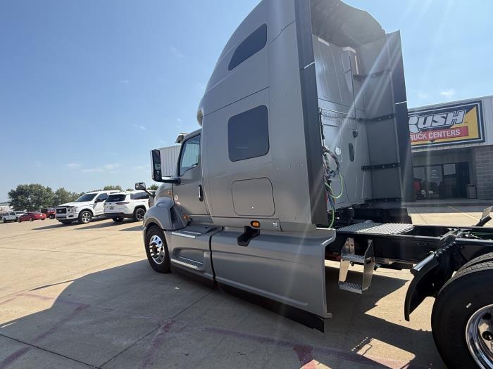 2027 International LT625-11
