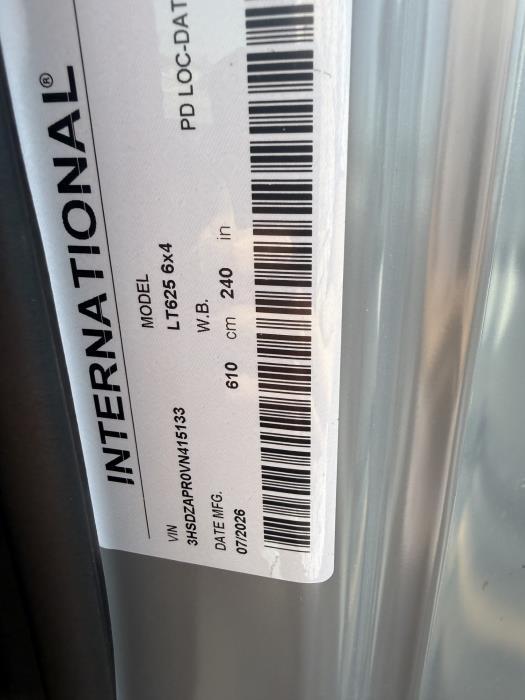 2027 International LT625-16