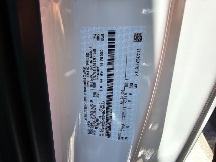 2027 Ford F-550-20