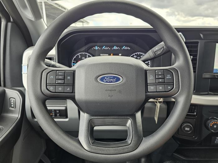 2026 Ford F-550-16